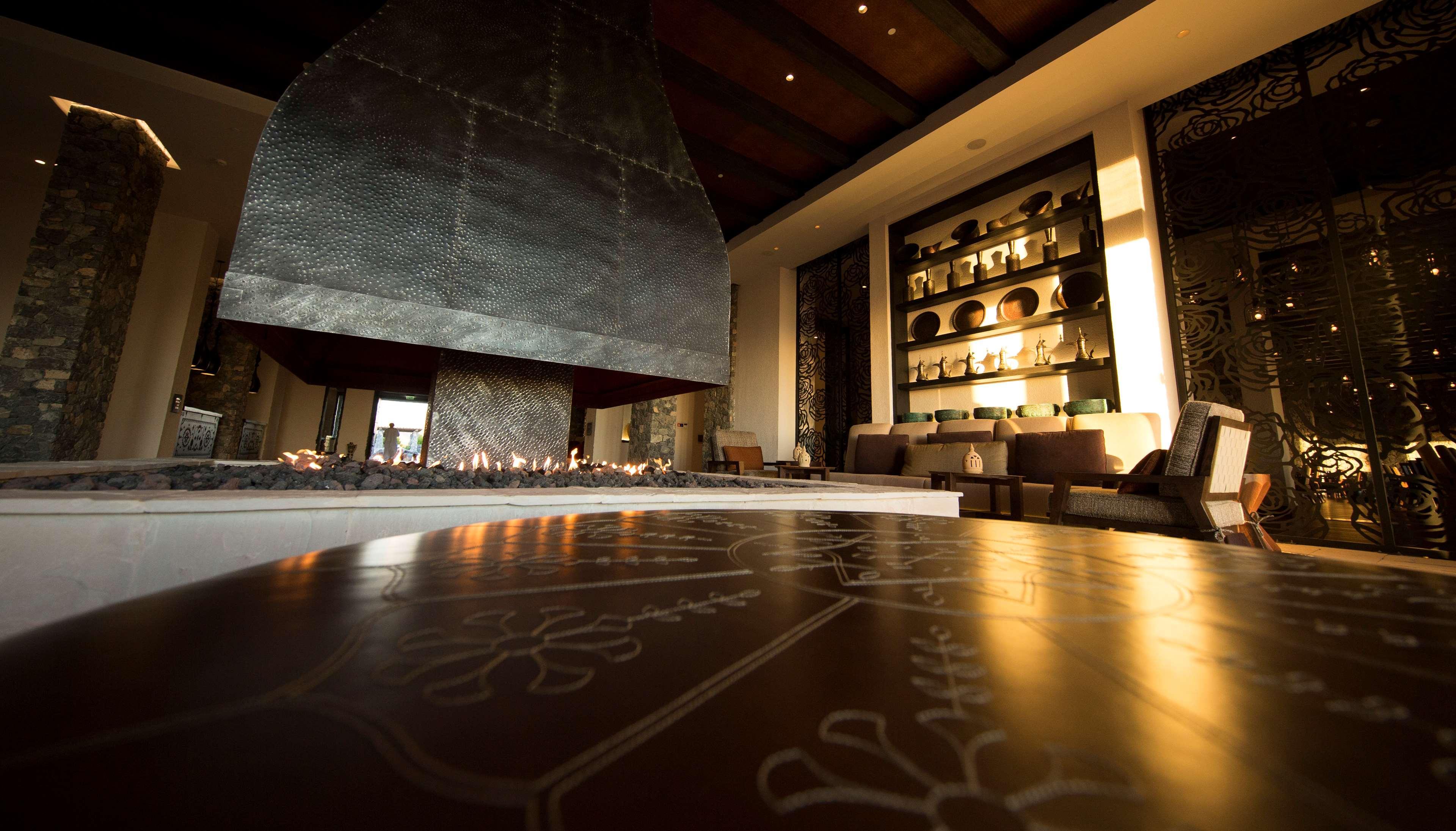 Alila Jabal Akhdar Hotel Al Khutaym Екстериор снимка The lobby of the hotel