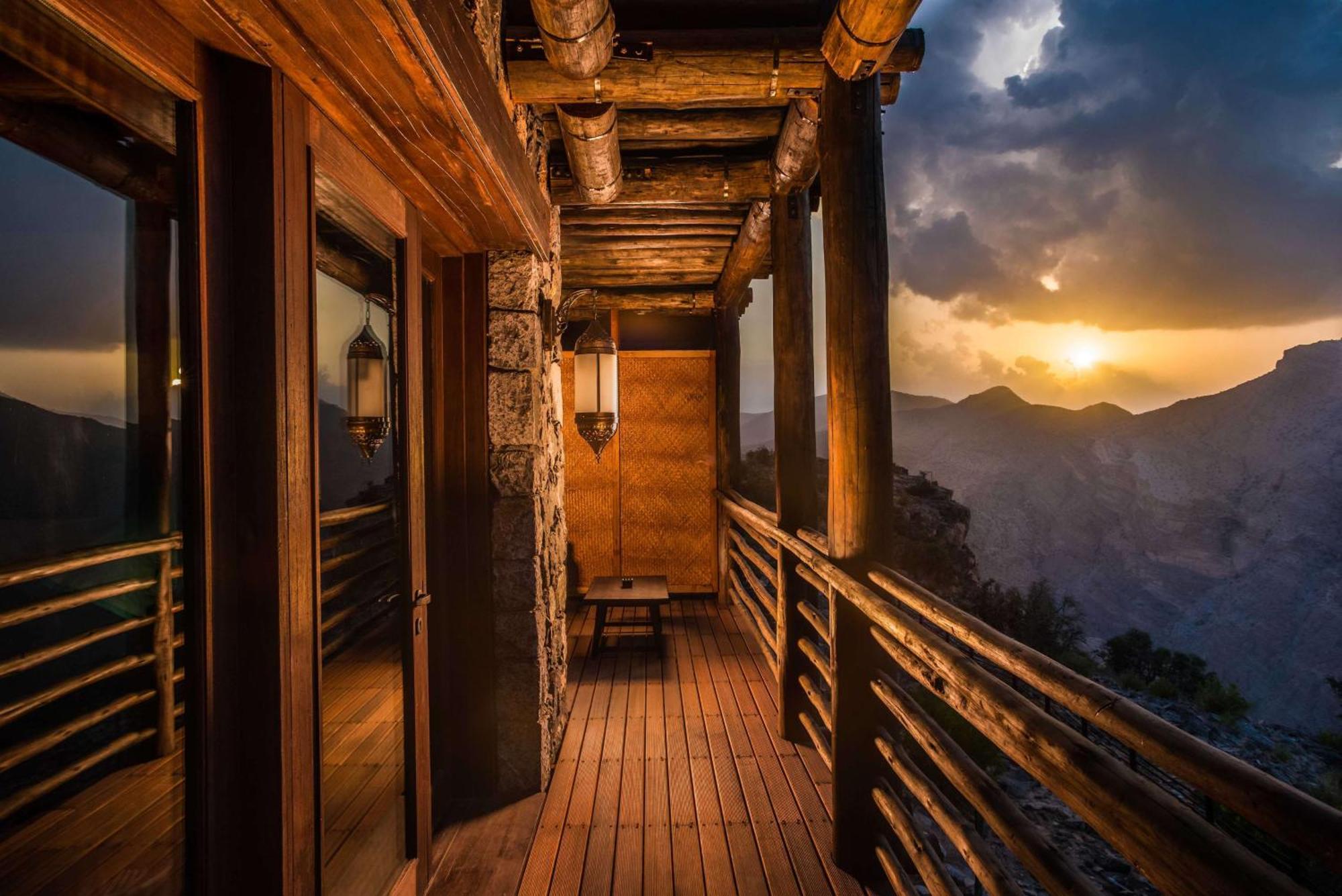 Alila Jabal Akhdar Hotel Al Khutaym Екстериор снимка Sunset at the hotel