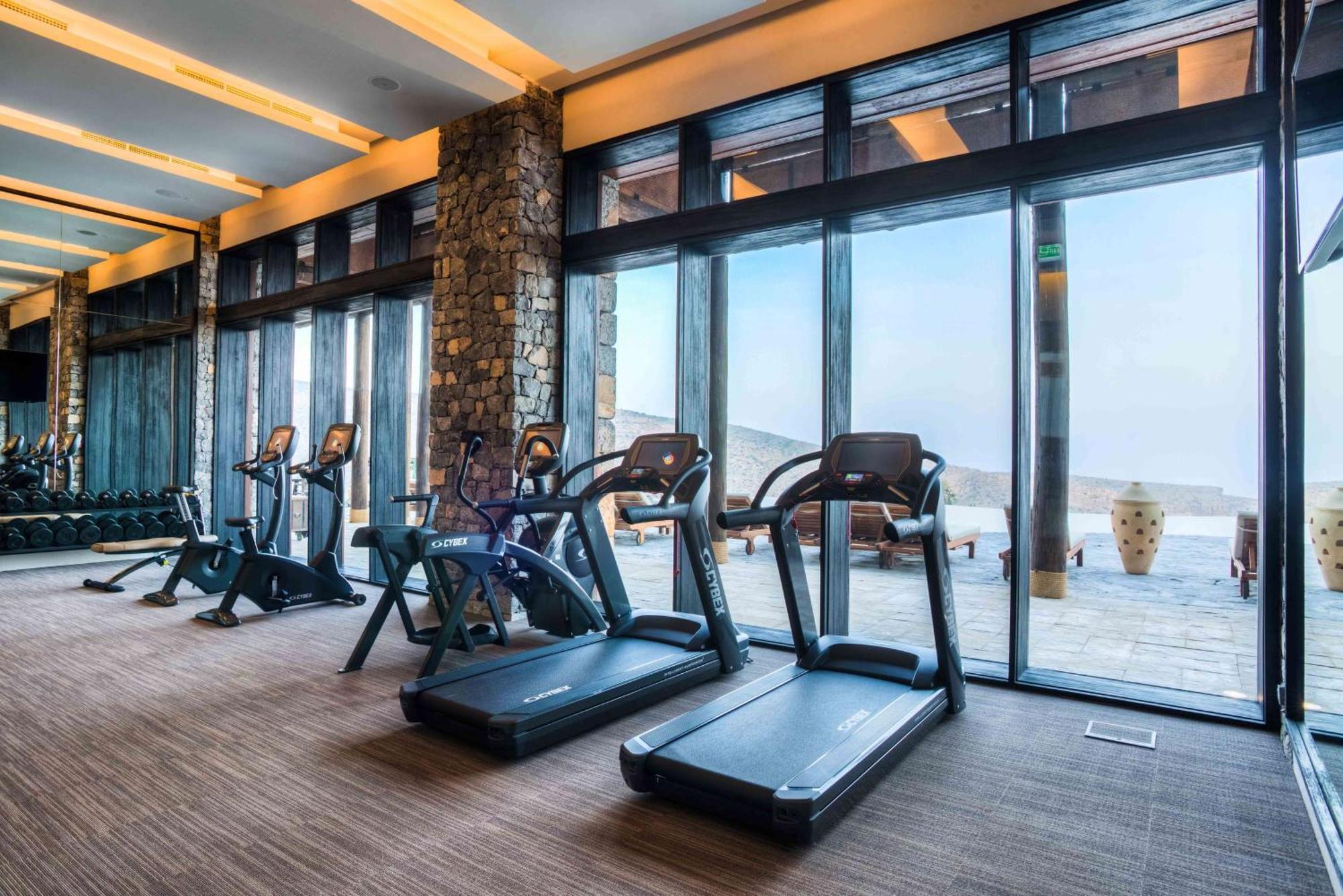 Alila Jabal Akhdar Hotel Al Khutaym Екстериор снимка The gym at the hotel
