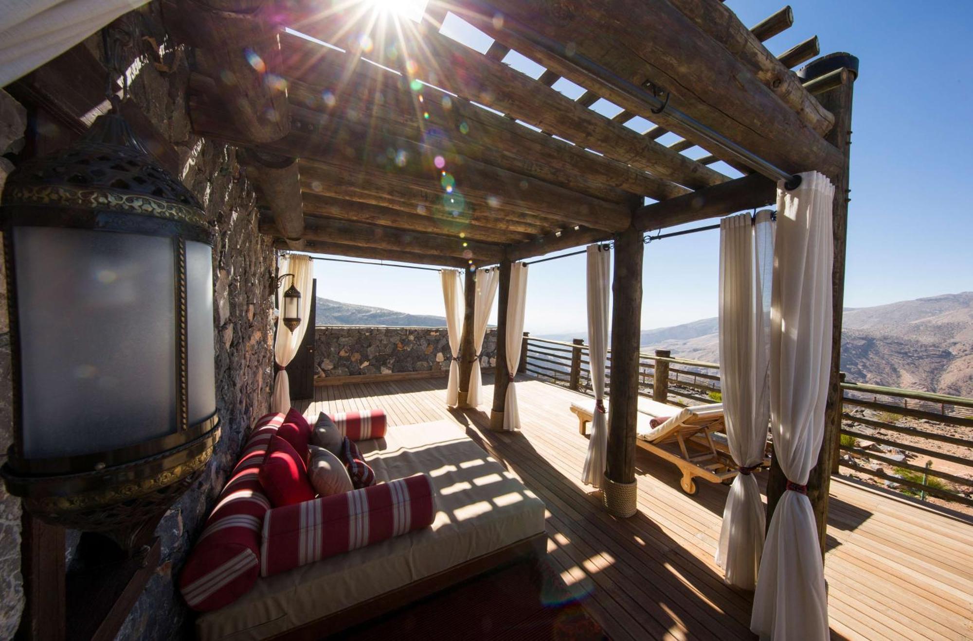 Alila Jabal Akhdar Hotel Al Khutaym Екстериор снимка Pergola at the top of the tower